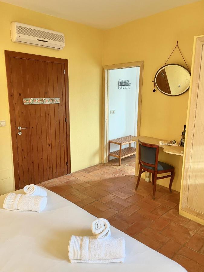 Mas La Ginesta - Ideal Per Families Amb Infants Borrassa Exterior photo